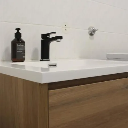 Suiteable Living Hochwertiges Studio Direkt An Der Karl Heine Straße * Leipzig
