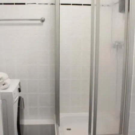 Suiteable Living Hochwertiges Studio Direkt An Der Karl Heine Straße Leipzig